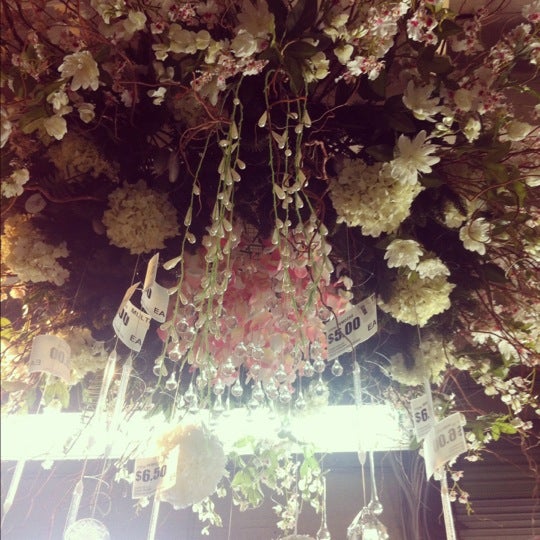 Chan S Silk Flowers Inc 3 Tips From 148 Visitors