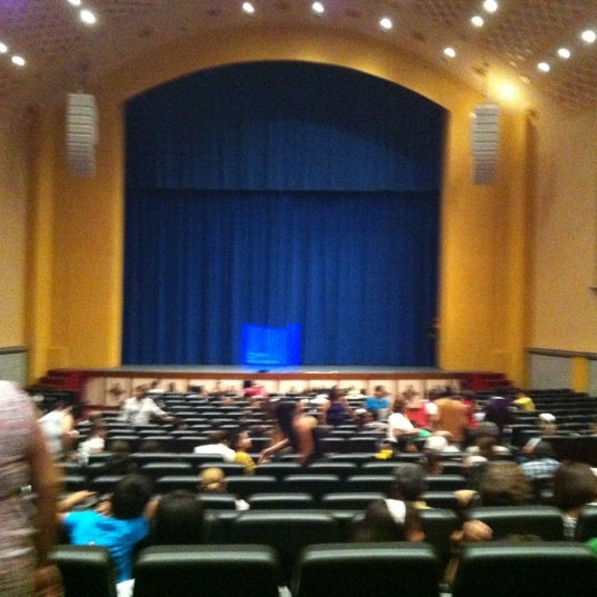 Photo taken at Teatro Alameda by Jesus A. on 7/23/2012