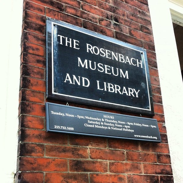 รูปภาพถ่ายที่ Rosenbach Museum &amp; Library โดย Jim L. เมื่อ 9/5/2012