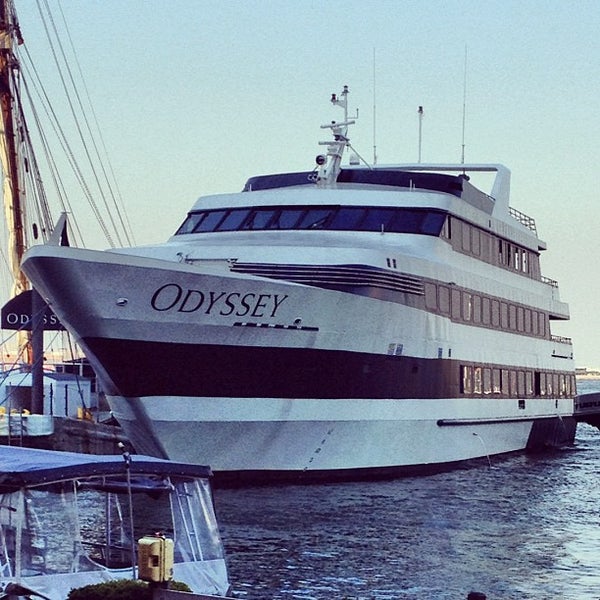 Снимок сделан в Odyssey Cruises пользователем Mark D. 6/29/2012