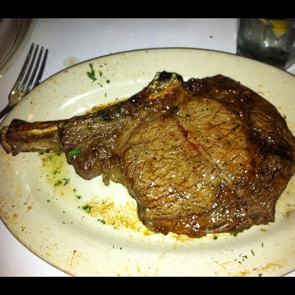 Photo taken at Hondo&#39;s Prime Steakhouse by Dustin M. on 8/9/2012