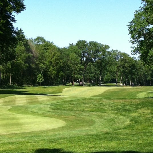 De NoordNederlandse Golf & Country Club  3 tips from 99 visitors