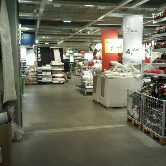 รูปภาพถ่ายที่ IKEA โดย Casa Pacho เมื่อ 7/11/2012