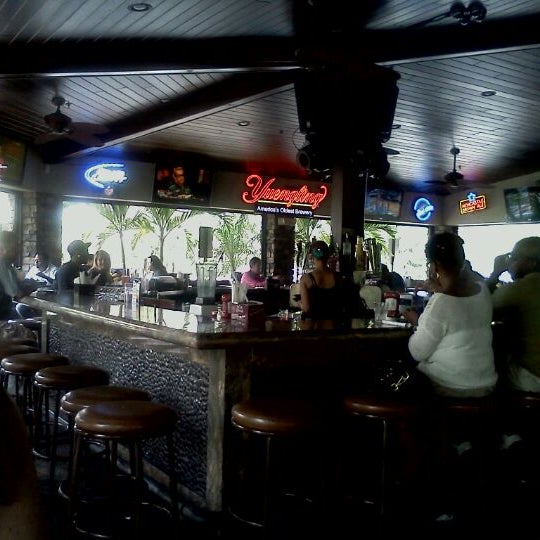 Photo taken at Bru&#39;s Room Sports Grill - Coral Springs by Scott A. on 2/26/2012