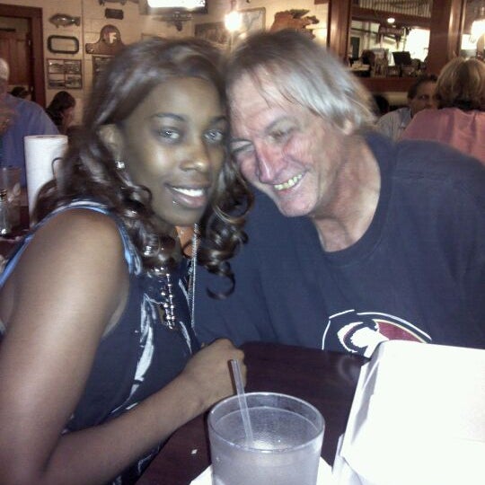 Photo taken at Captain&#39;s Table Fish House Restaurant by flawless B. on 2/9/2012