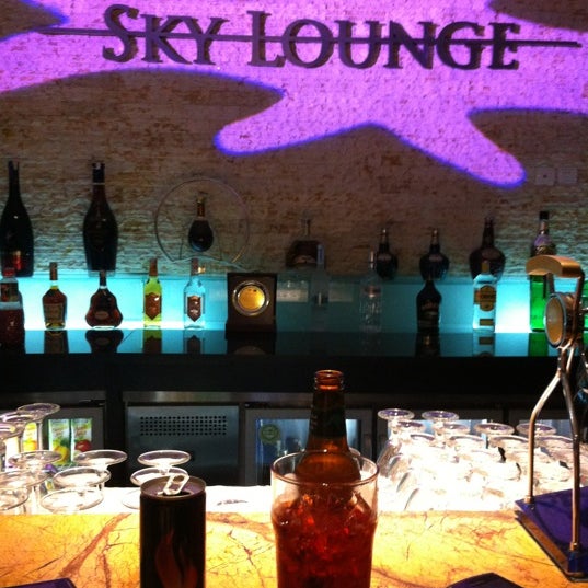 Lounge 17. искусственный свет в гостиницах.