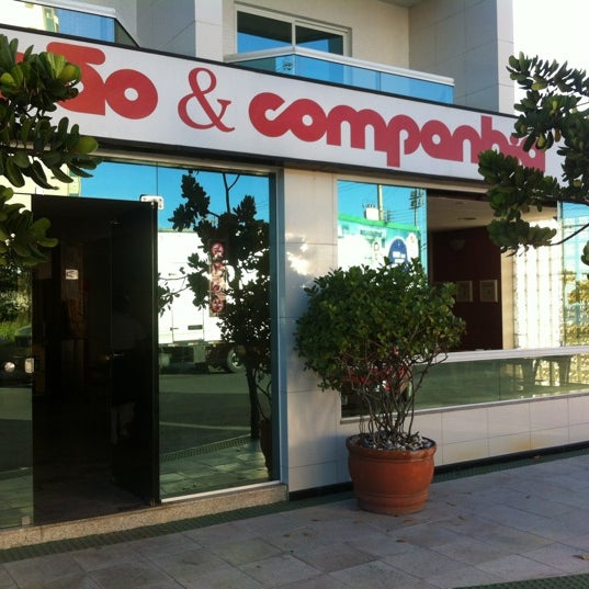Photo taken at Pão &amp; Companhia Itaparica by Acácio D. on 4/14/2012