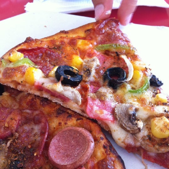 dominos pizza karşıyaka