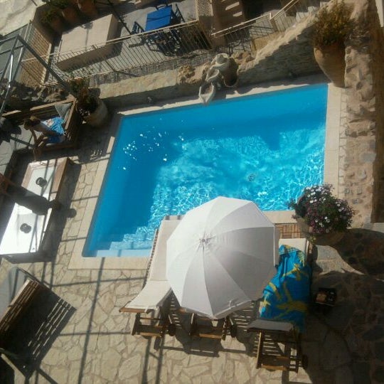 Foto scattata a Cressa Ghitonia Village, Hotel, Sfaka da Ioanna A. il 4/8/2012