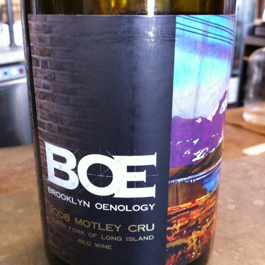 Снимок сделан в Brooklyn Oenology Winery [BOE] пользователем Niko R. 5/17/2012