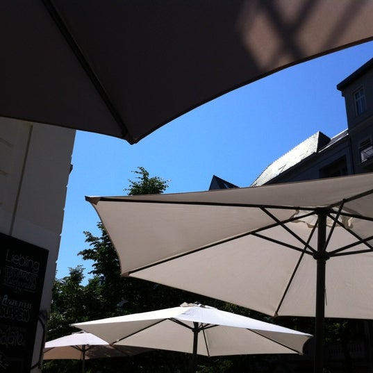 5/27/2012에 Peter B.님이 Café Liebling에서 찍은 사진