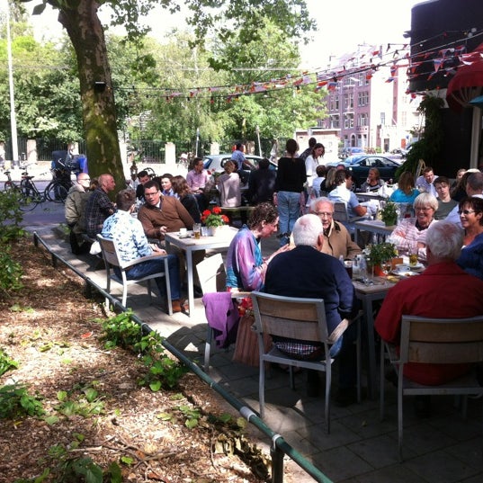 6/10/2012에 Remko Z.님이 Café Schinkelhaven에서 찍은 사진