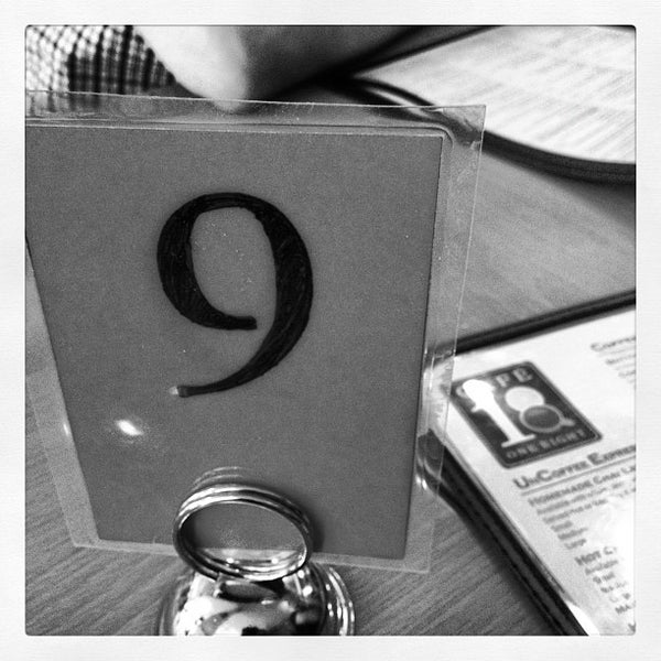 9/1/2012 tarihinde Diggsziyaretçi tarafından Cafe One Eight'de çekilen fotoğraf