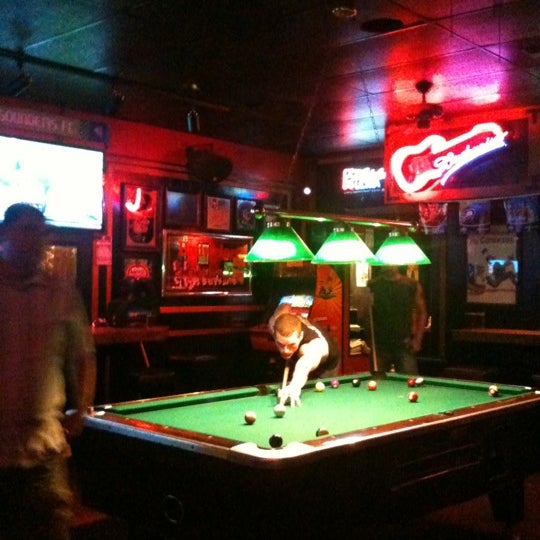 Foto tirada no(a) Madison Pub por Gyu Young J. em 9/1/2012
