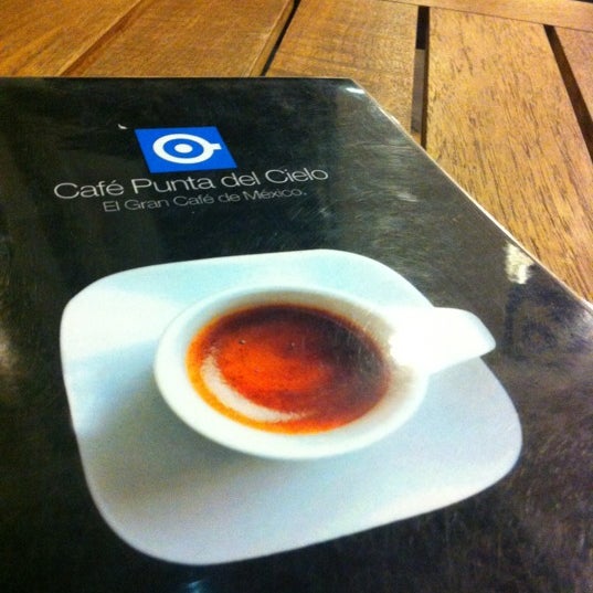 3/20/2012 tarihinde Luis K.ziyaretçi tarafından Café Punta del Cielo'de çekilen fotoğraf