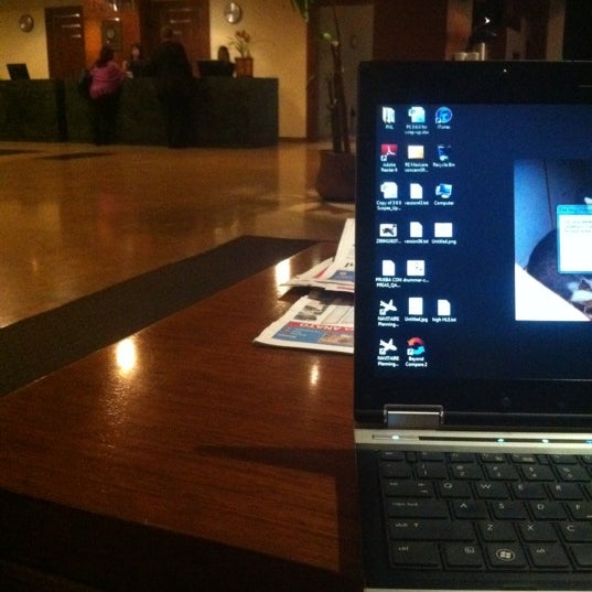 รูปภาพถ่ายที่ Hotel Habitel โดย Katrina L. เมื่อ 3/1/2012