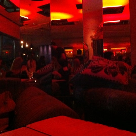 5/20/2012 tarihinde Maíra A.ziyaretçi tarafından Bar do Lado'de çekilen fotoğraf