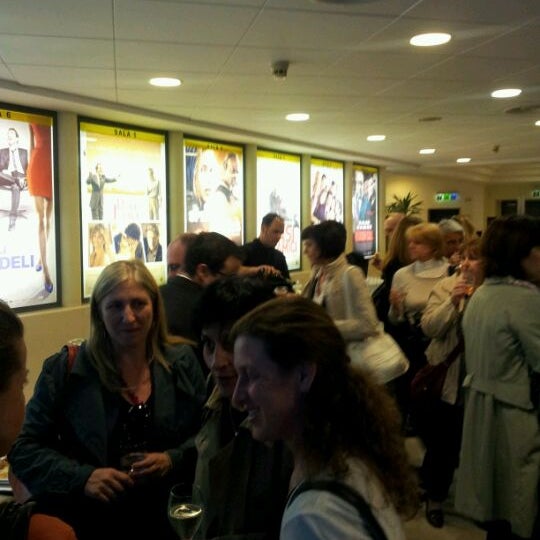 5/22/2012 tarihinde Giuseppe B.ziyaretçi tarafından Cinema Plinius Multisala'de çekilen fotoğraf