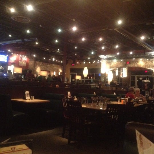 Снимок сделан в BJ&#39;s Restaurant &amp; Brewhouse пользователем Chase M. 6/18/2012