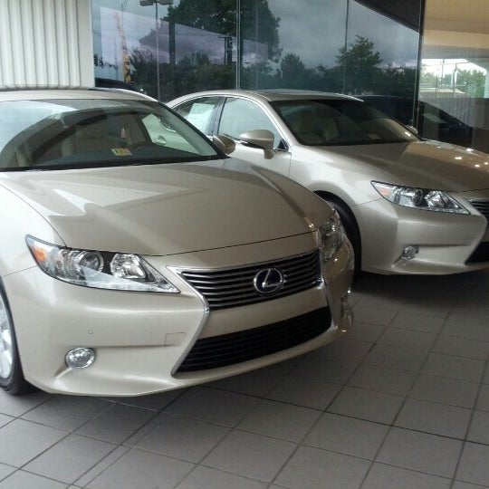 Priority Lexus Virginia Beach 78 ziyaretçidan 4 tavsiye