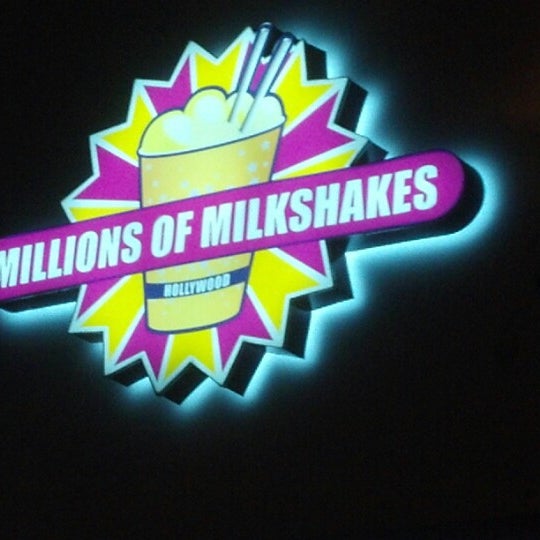 Foto tomada en Millions of Milkshakes  por Melody d. el 8/31/2012