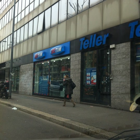 Foto diambil di TELLER - Telecomitalia -TIM oleh MK TIBP pada 3/8/2012