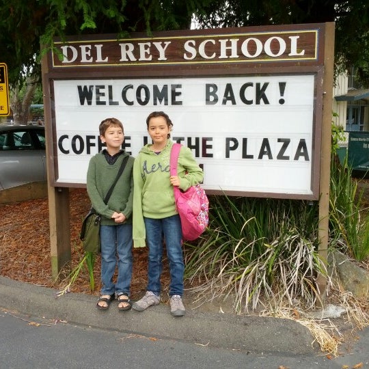 Photos at Del Rey Elementary School 1 tip from 48 visitors