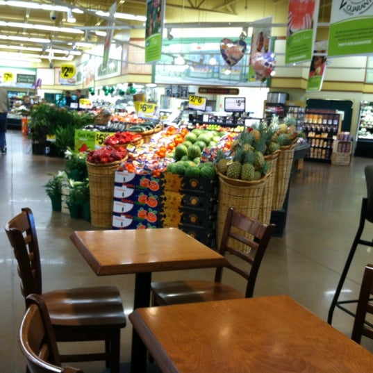 Photo taken at Family Fare Supermarket by Kimberly M. on 3/27/2012