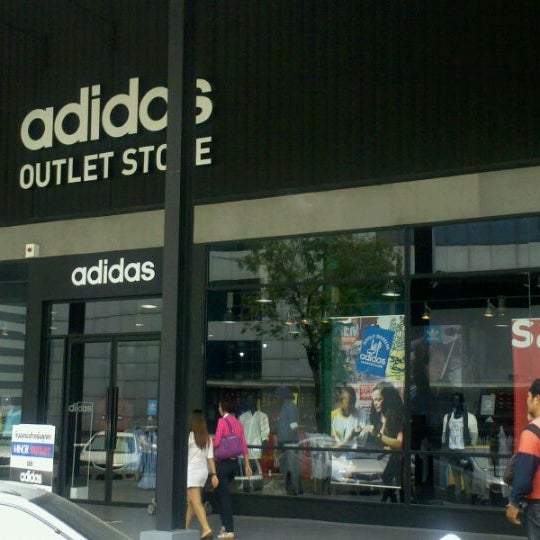 Adidas - ปากเกร็ด, นนทบุรี