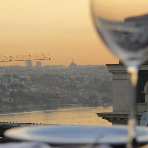 6/11/2012 tarihinde Ali Y.ziyaretçi tarafından Aperativo'de çekilen fotoğraf