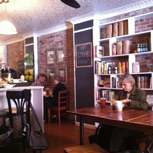 Photo taken at Ted &amp; Honey by Patty G. on 5/6/2012