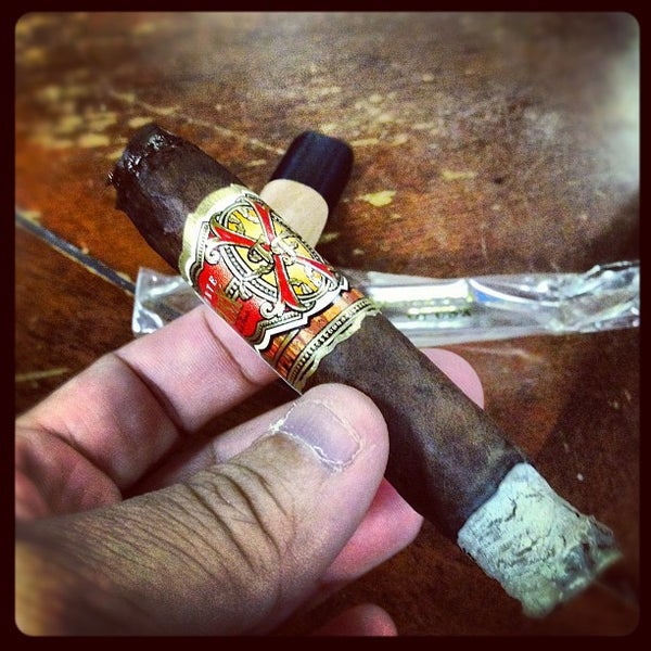 Photo taken at Governors Smoke Shop by Mario T. on 8/19/2012