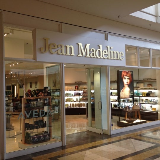 Adolf Biecker Salon King of Prussia, PA