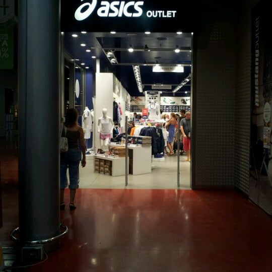 ASICS 62 visitors