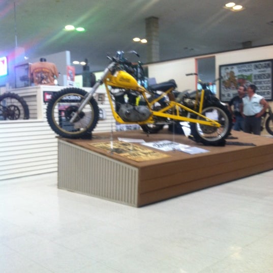 Photo prise au Motorcyclepedia Museum par Jenny-Rose S. le9/1/2012