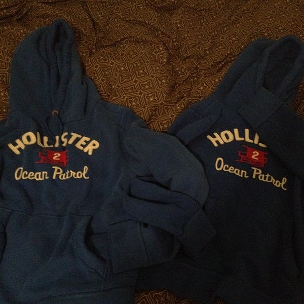 hollister winnipeg