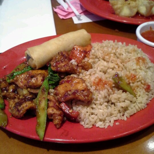 Photo taken at Pei Wei by Crystal W. on 7/30/2012