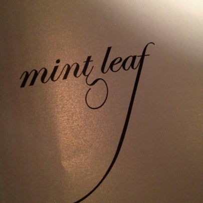 รูปภาพถ่ายที่ Mint Leaf โดย Vestimenti Group GmbH h. เมื่อ 7/20/2012