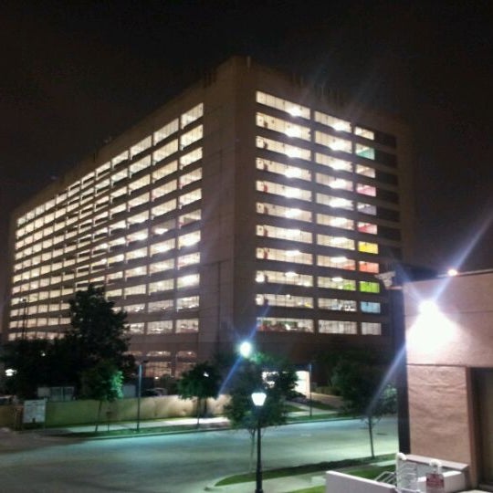 TMC Parking Garage 10 - Medical Center - 2 tips