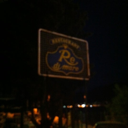 Foto diambil di Restaurant Re di Mare oleh Duska D. pada 8/29/2012