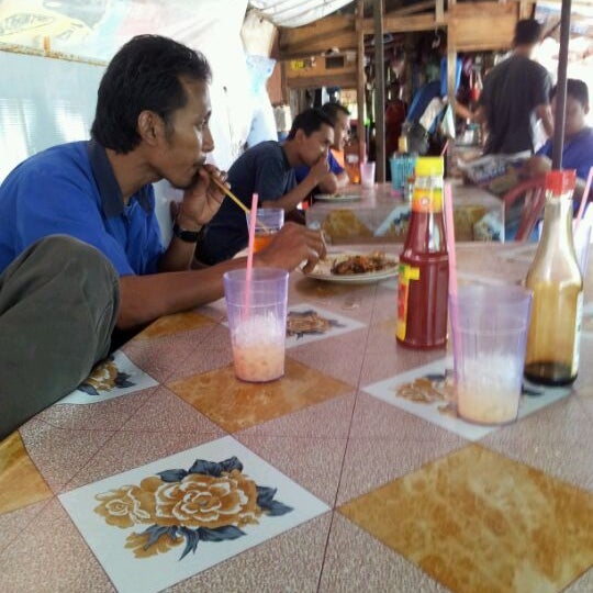 Kedai Makan Bang Jan Tepi Jalan Jelawat Seberang Jaya Perai Pulau Pinang