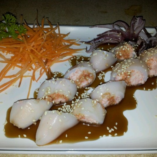 Das Foto wurde bei Sushi Co von Jimmy J. am 7/2/2012 aufgenommen