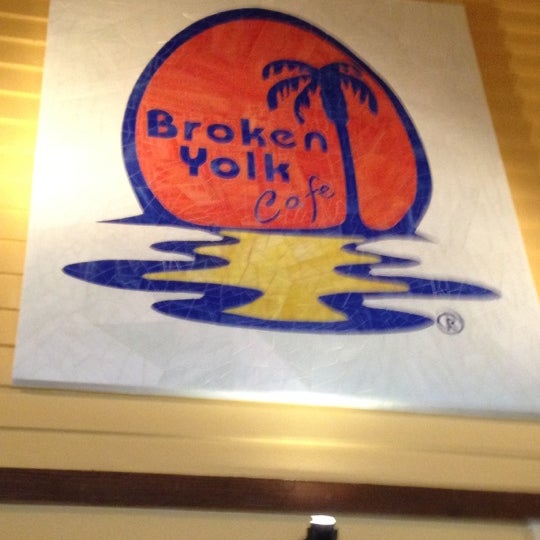 Photo taken at Broken Yolk Cafe by Liz F. on 4/22/2012