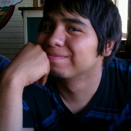Photo taken at Chili&#39;s Grill &amp; Bar by Gloria P. on 6/27/2012