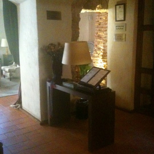 Das Foto wurde bei San Antonio El Real | Hotel | Restaurante von Jose Carlos L. am 6/24/2012 aufgenommen