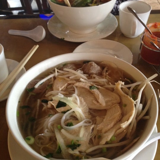 4/23/2012にCarlo S.がLucky Corner Vietnamese Cuisineで撮った写真