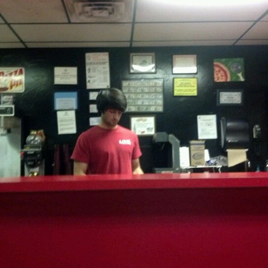 Capozzi's NY Pizza East Cobb 32 tips