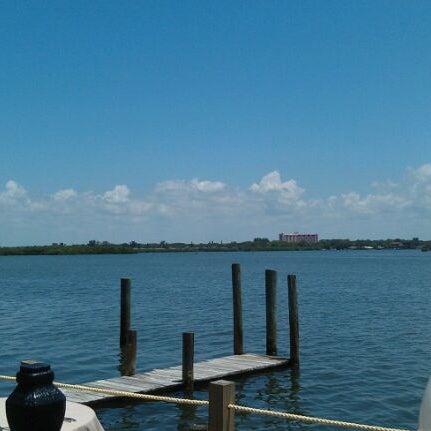 5/6/2012 tarihinde Danielle R.ziyaretçi tarafından Ophelia&#39;s on the Bay'de çekilen fotoğraf