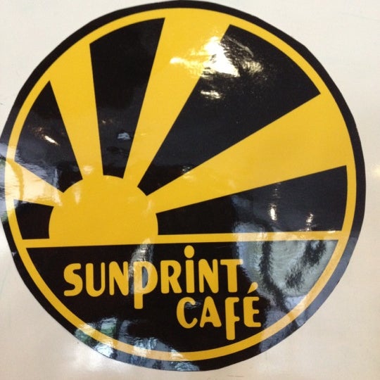 Foto tirada no(a) Sunprint Cafe por L.A. em 9/1/2012