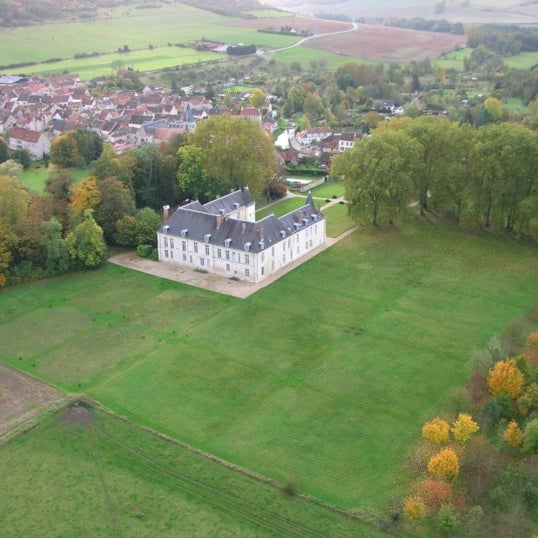 Foto diambil di Château de Condé oleh Aymeri d. pada 3/10/2012